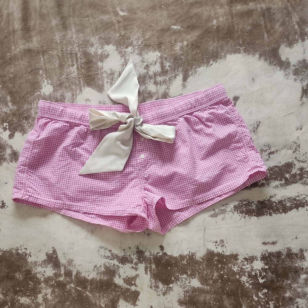 PINK VS Low Waist Pink Gingham Shorts. Size: M